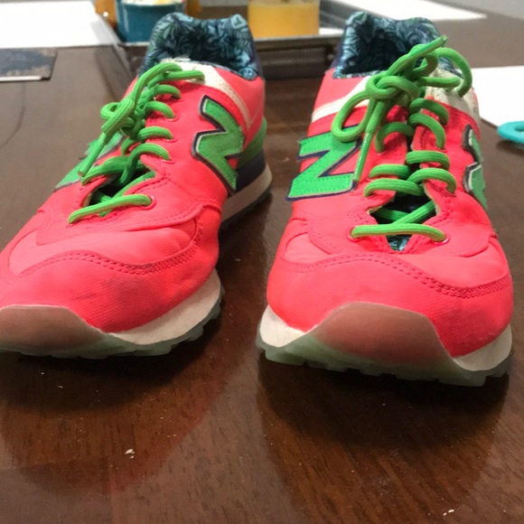 New Balance - Picture 3 of 5